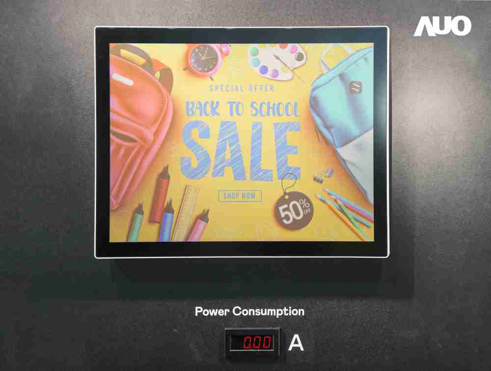 传奇国际展示胆固醇液晶超低耗能户外全彩显示器，，，ChLC（胆固醇液晶）以双稳态技术使静态显示零功耗，，，具省电、、高彩度、、环保的特性，，，，还整合软硬件系统解决方案，，，可透过单一云端平台管理